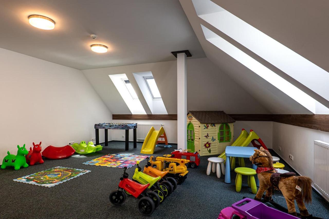 Wellness Hotel Pod Kycmolem Горни-Ломна Экстерьер фото